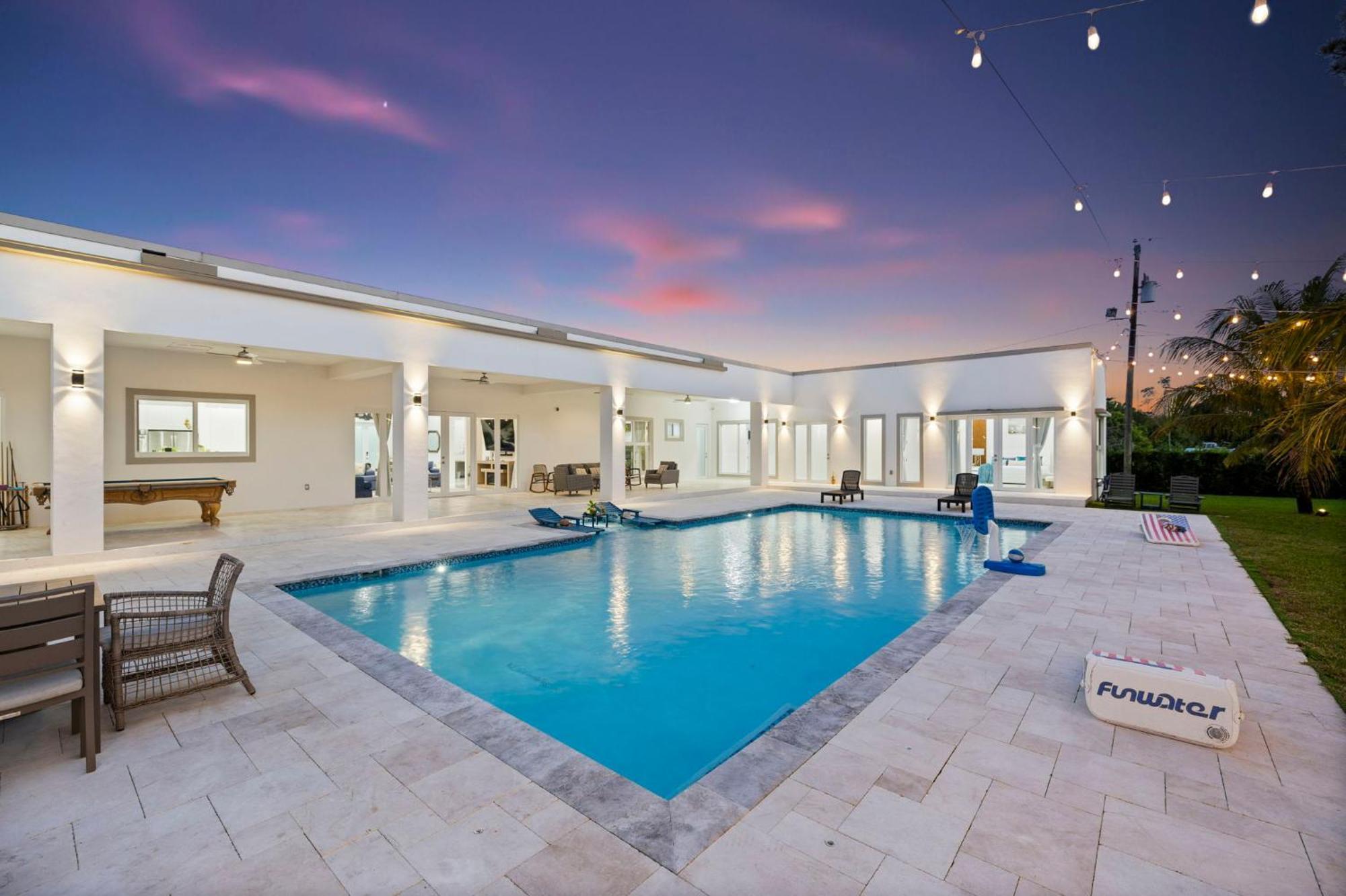 Ideal For Families The White House Of Miami Close To Miami Beaches And The Keys West Princeton Eksteriør billede