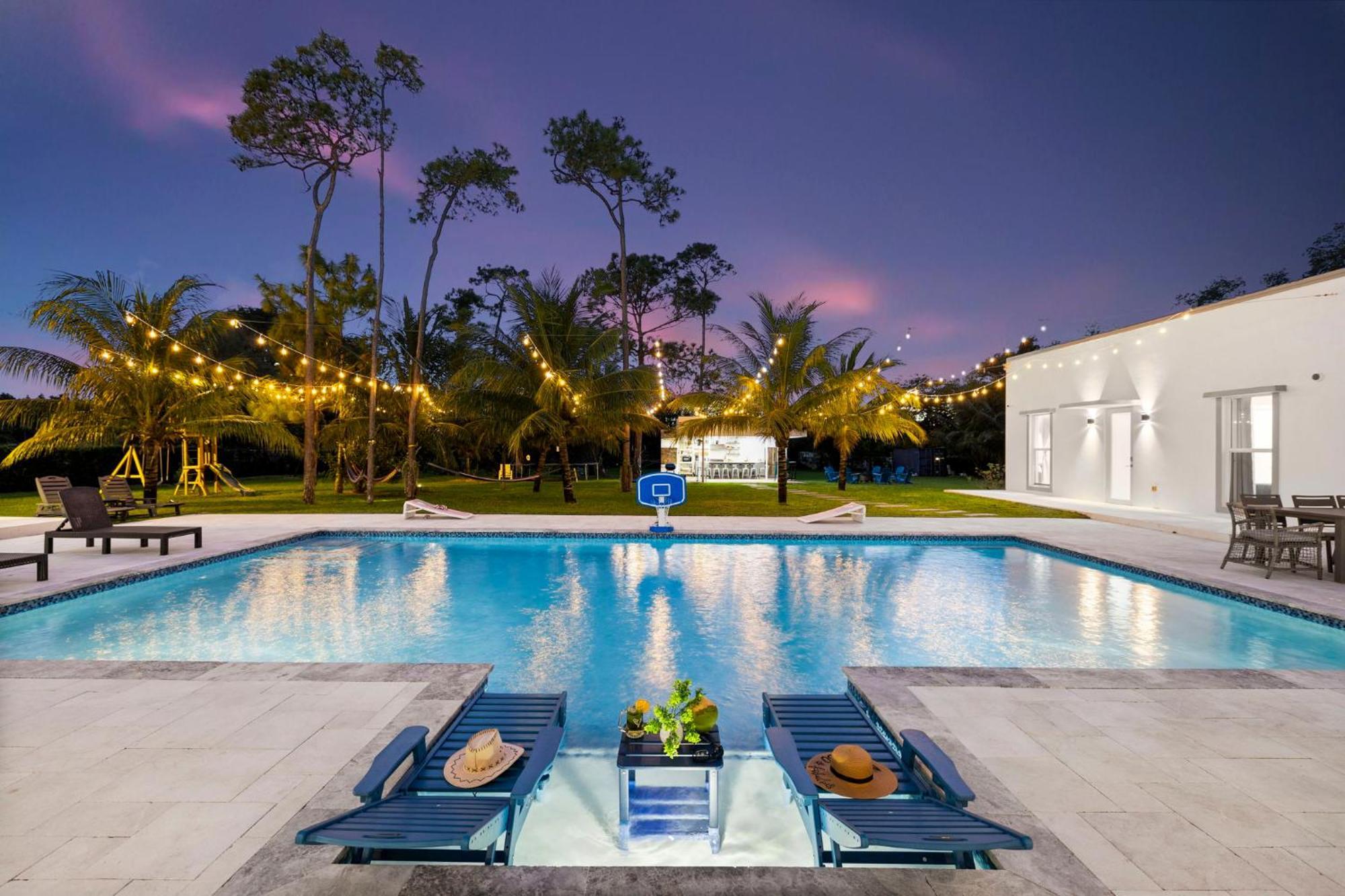 Ideal For Families The White House Of Miami Close To Miami Beaches And The Keys West Princeton Eksteriør billede