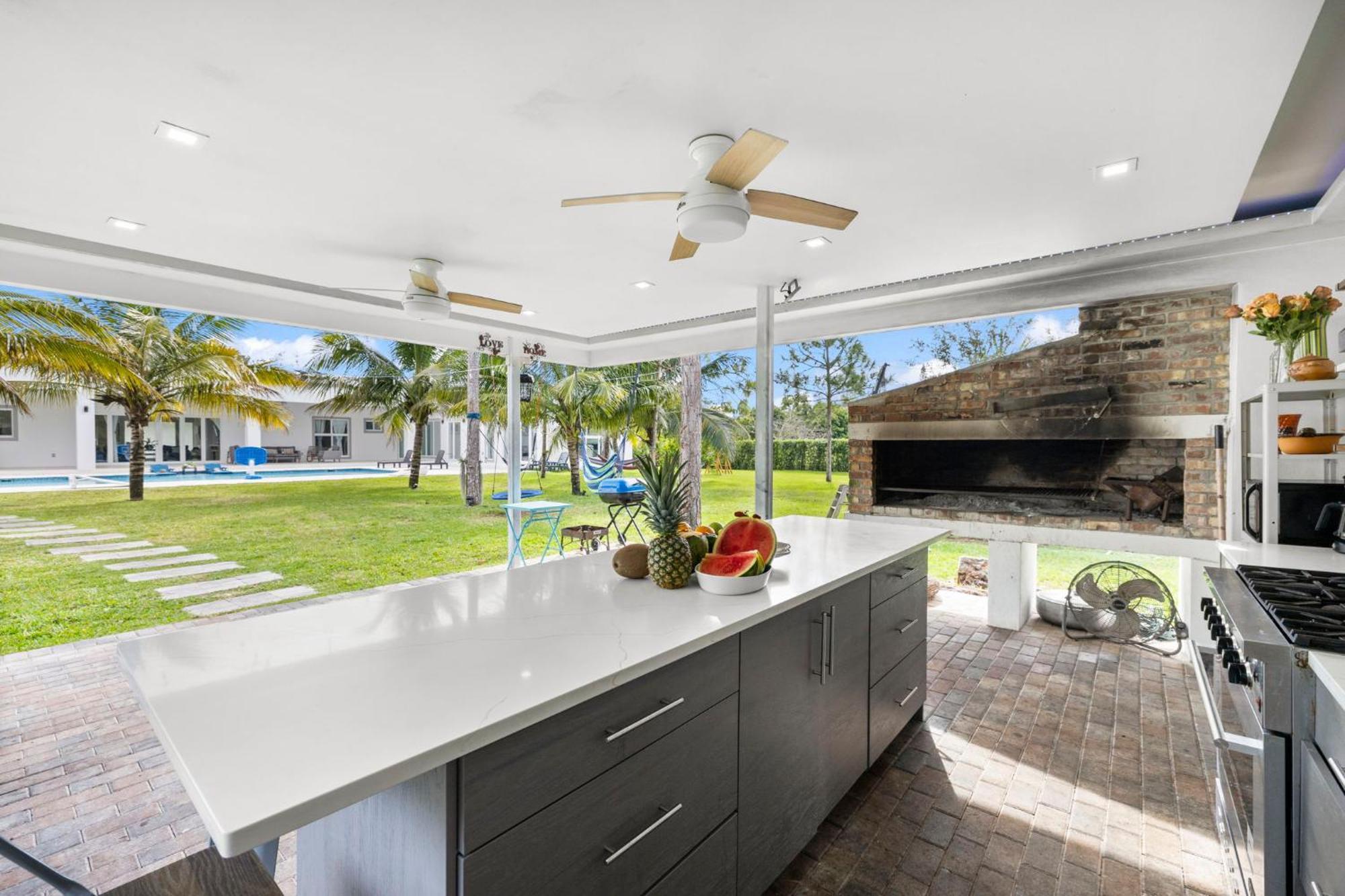 Ideal For Families The White House Of Miami Close To Miami Beaches And The Keys West Princeton Eksteriør billede