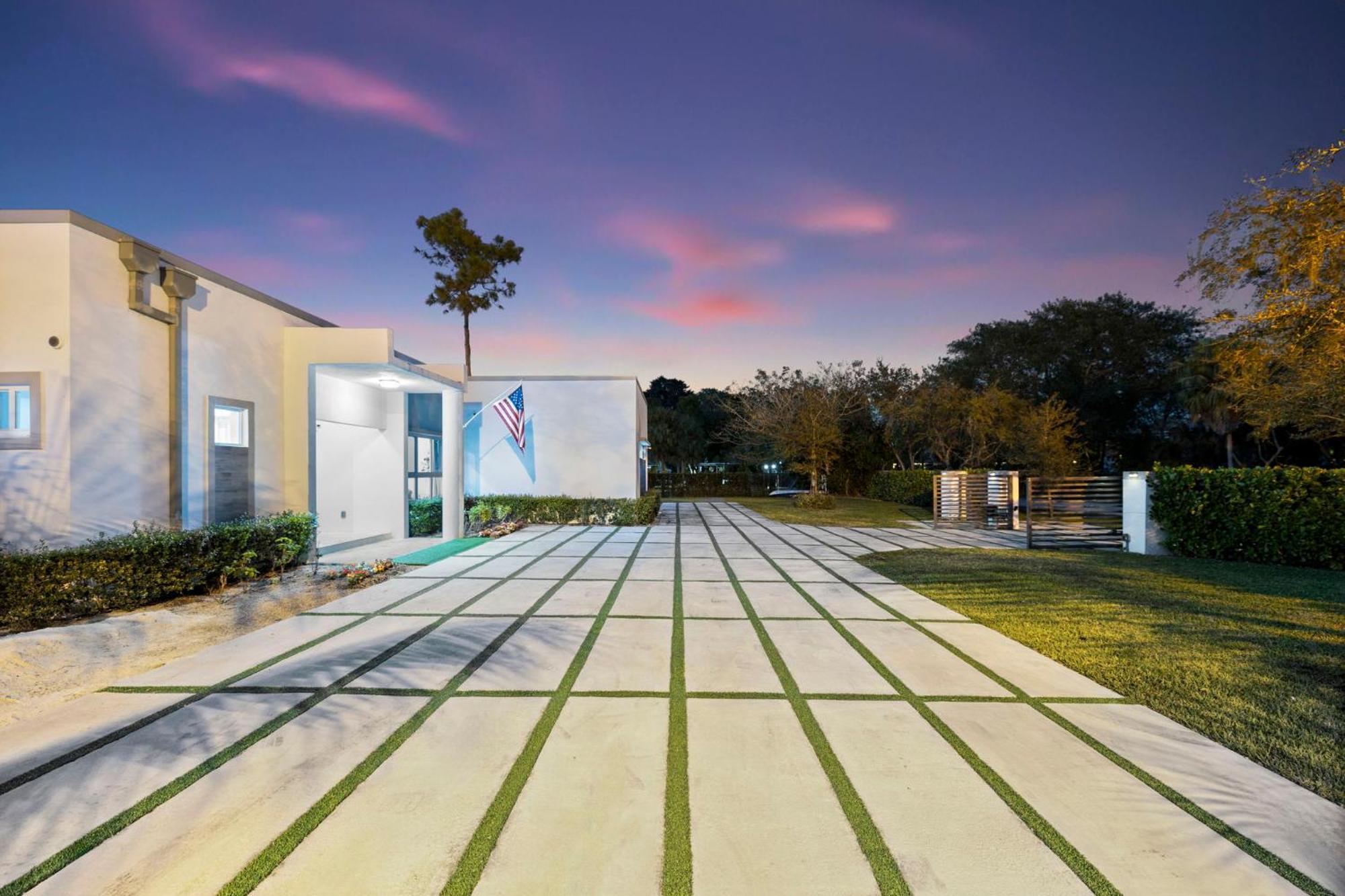 Ideal For Families The White House Of Miami Close To Miami Beaches And The Keys West Princeton Eksteriør billede