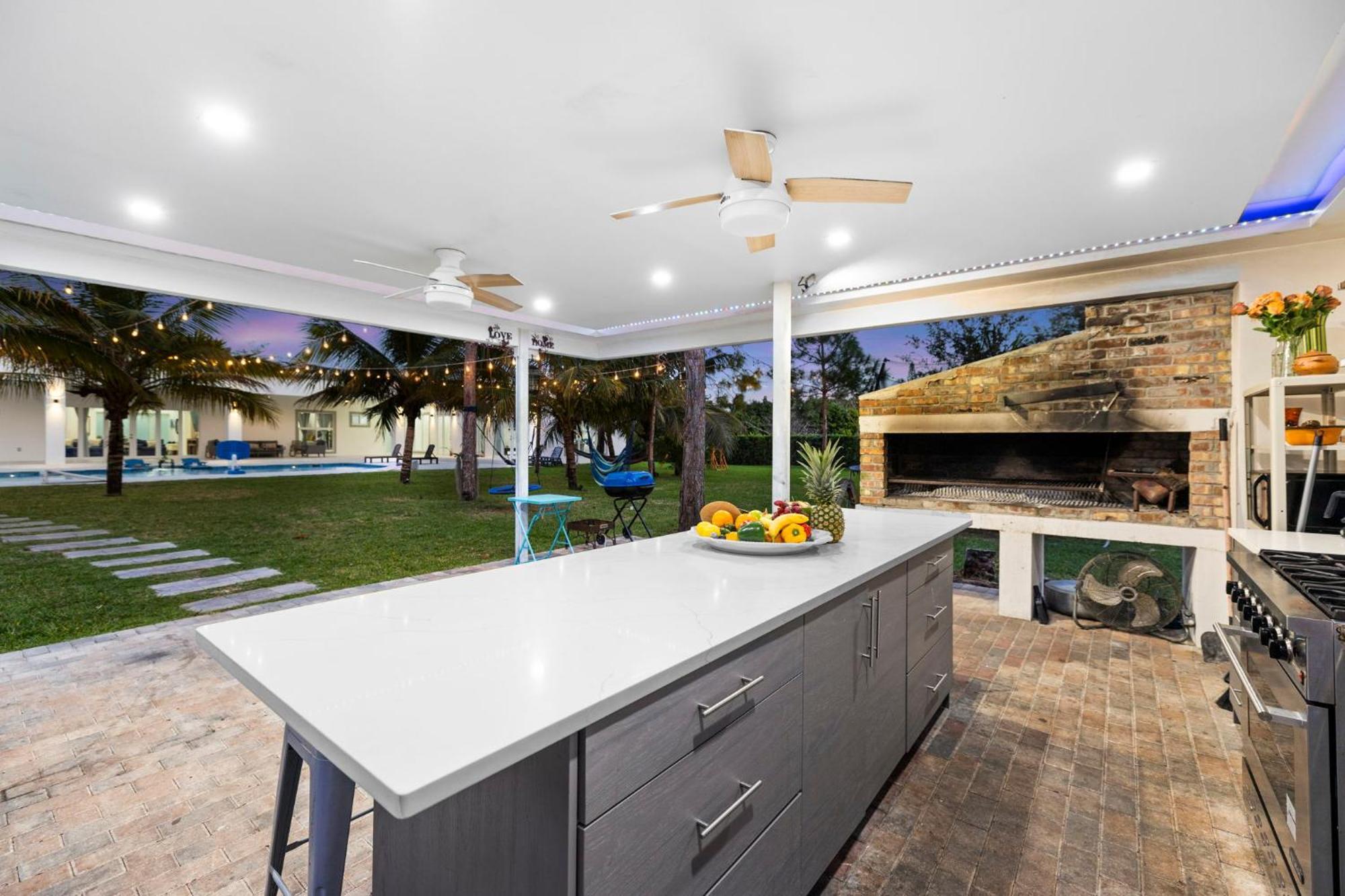 Ideal For Families The White House Of Miami Close To Miami Beaches And The Keys West Princeton Eksteriør billede