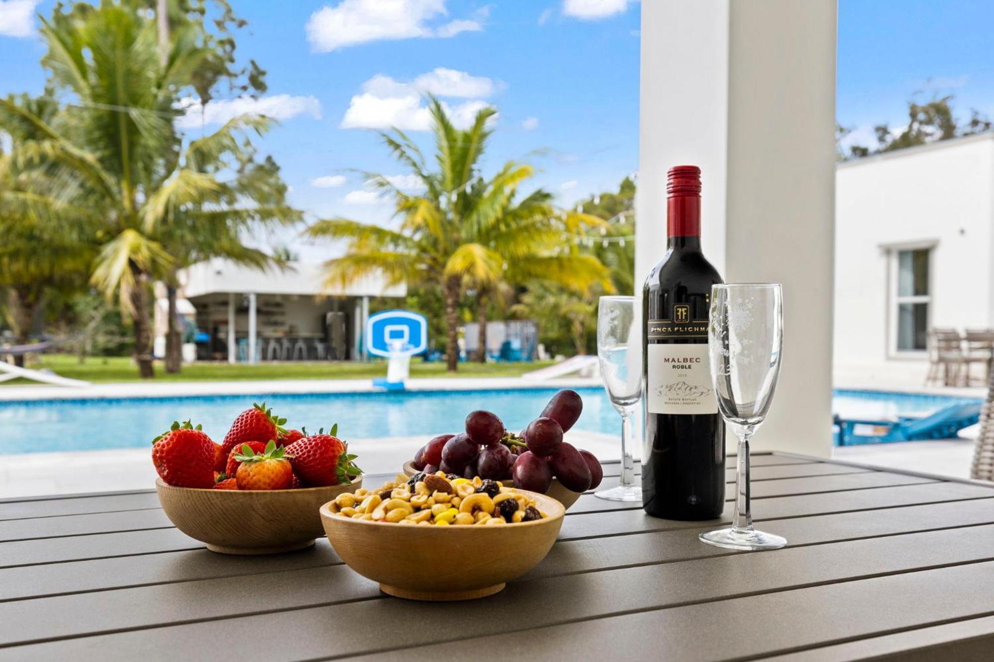Ideal For Families The White House Of Miami Close To Miami Beaches And The Keys West Princeton Eksteriør billede